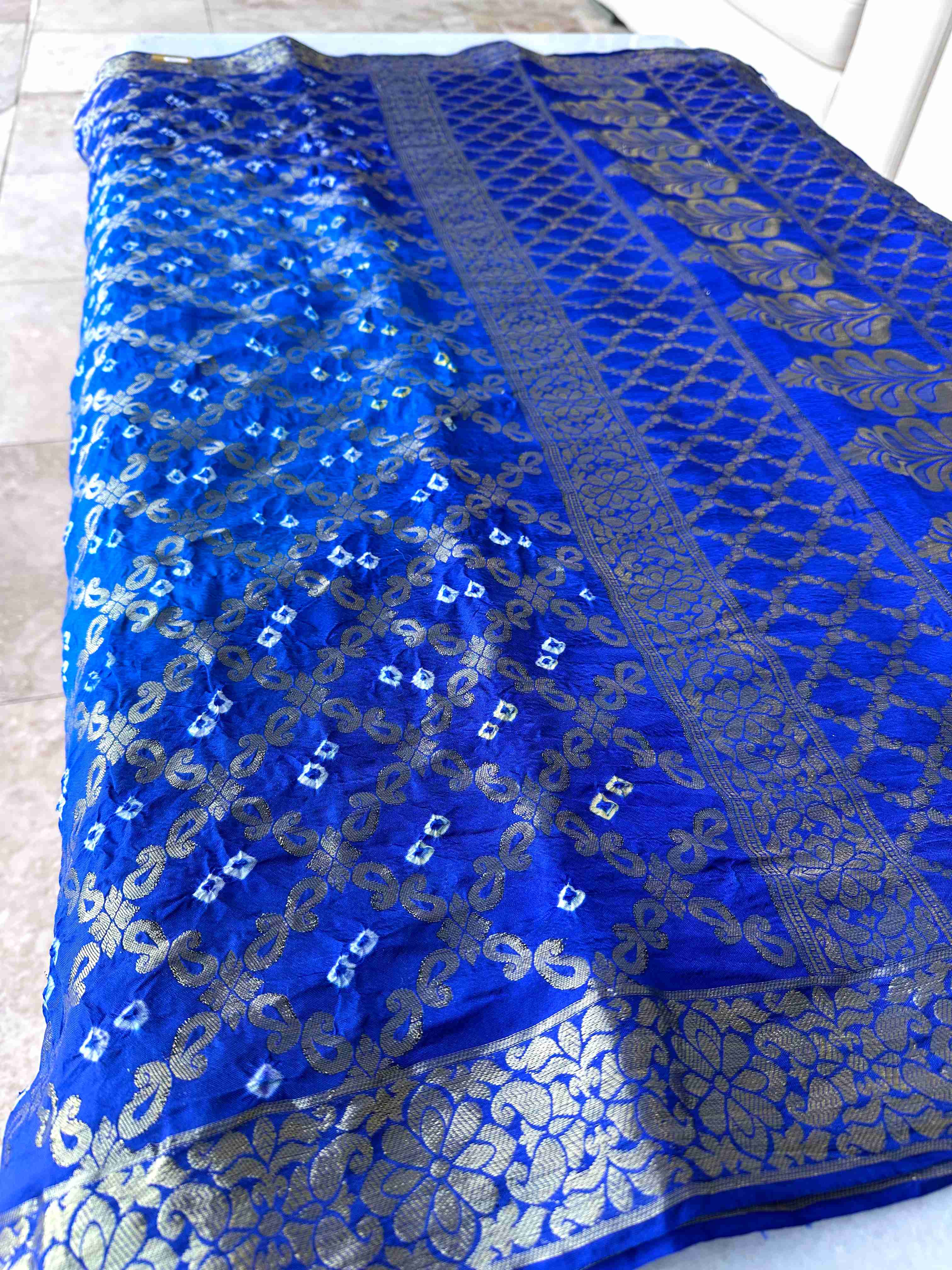 Exclusive Silk Bandhani Chunri Sarees with Gold Zari Work