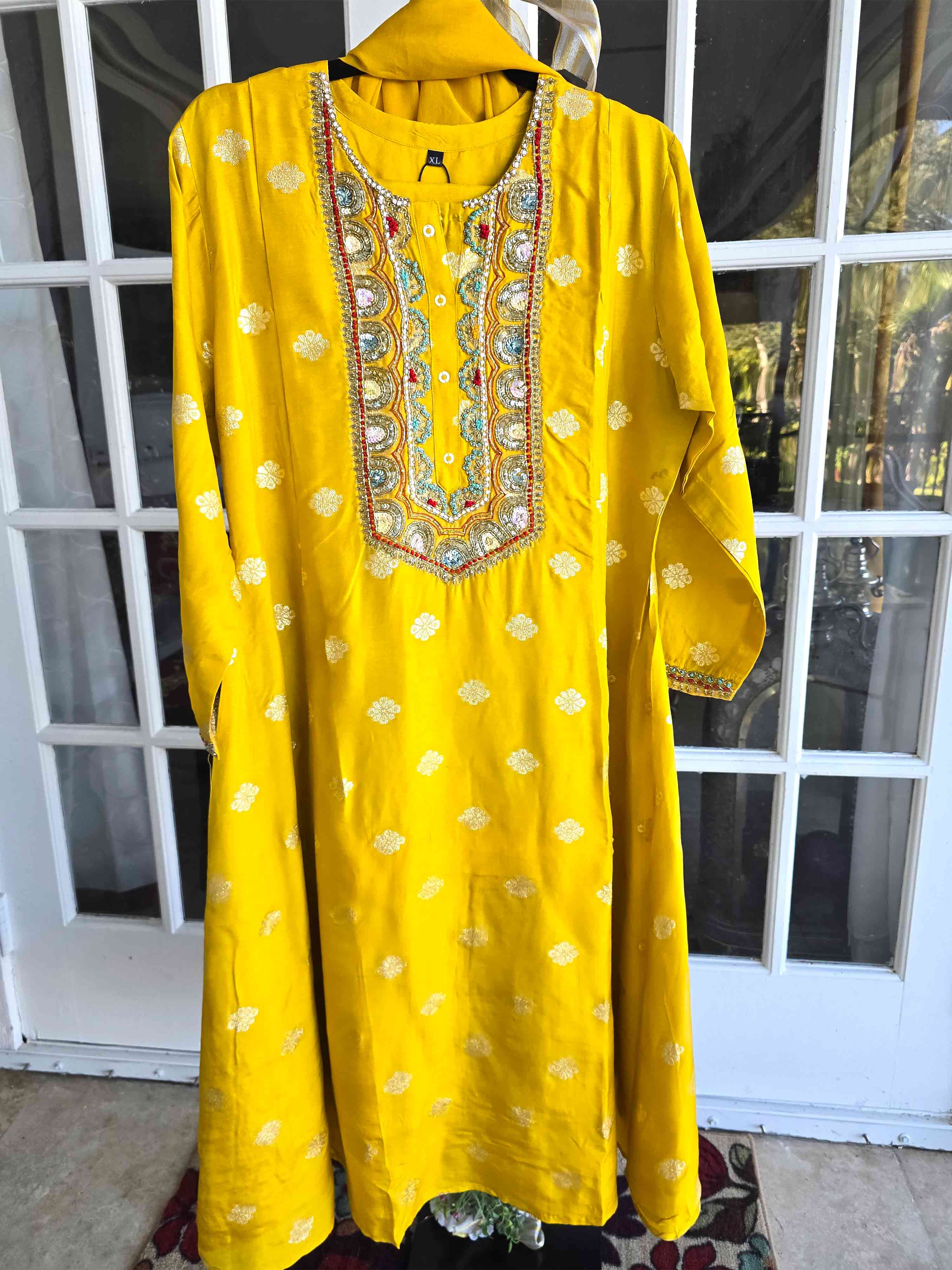 Sequin and Beadwork Silk Salwar Kameez Set